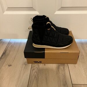 Teva Black Quilted Ankle Boots